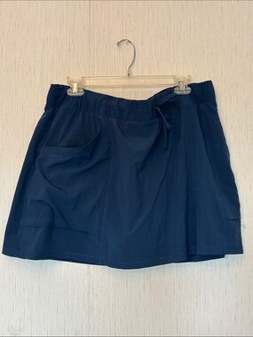 Like new Navy Blue Elastic Waist Skort with Side Pocket